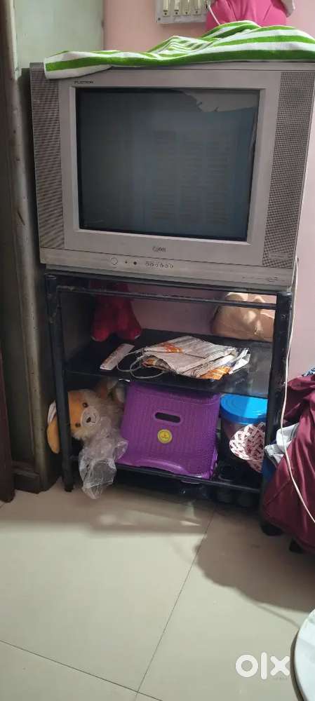 LG TV good condition