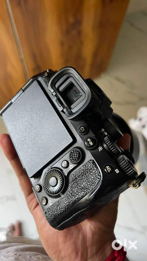 Sony 7M4 Camera body only