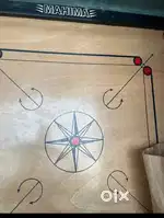 Carrom board