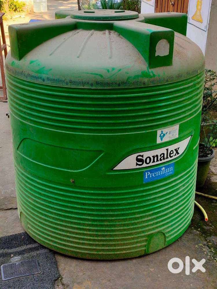 Water Tank 2000 litres