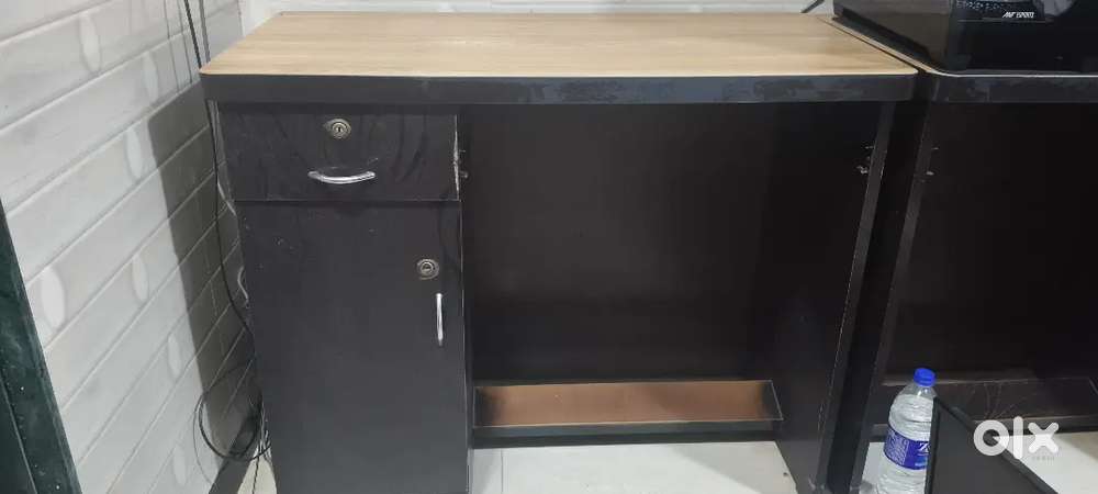 Computer Table / Study Table for Sale (1 Pieces)