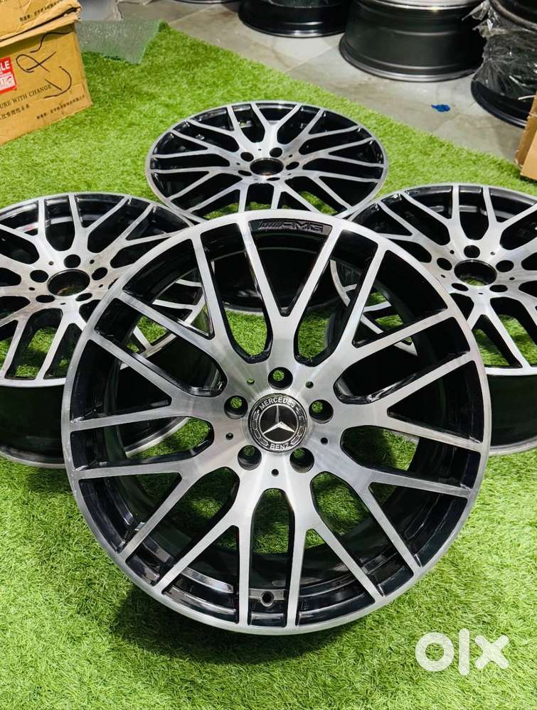 MERCEDES AMG ALLOY WHEELS 4 PEACES (GOOD CONDITION)