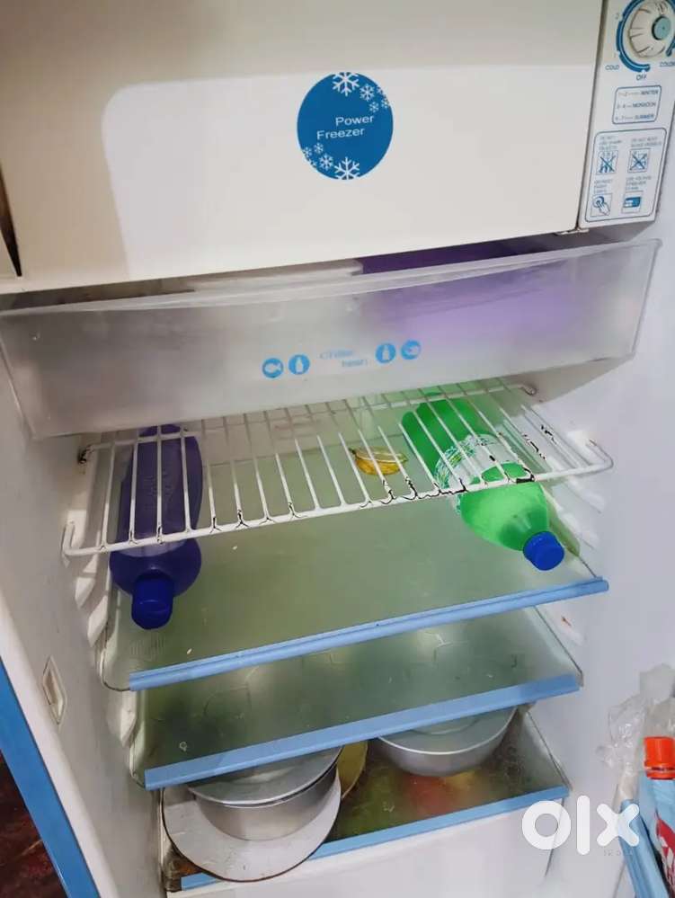 LG FRIDGE single door