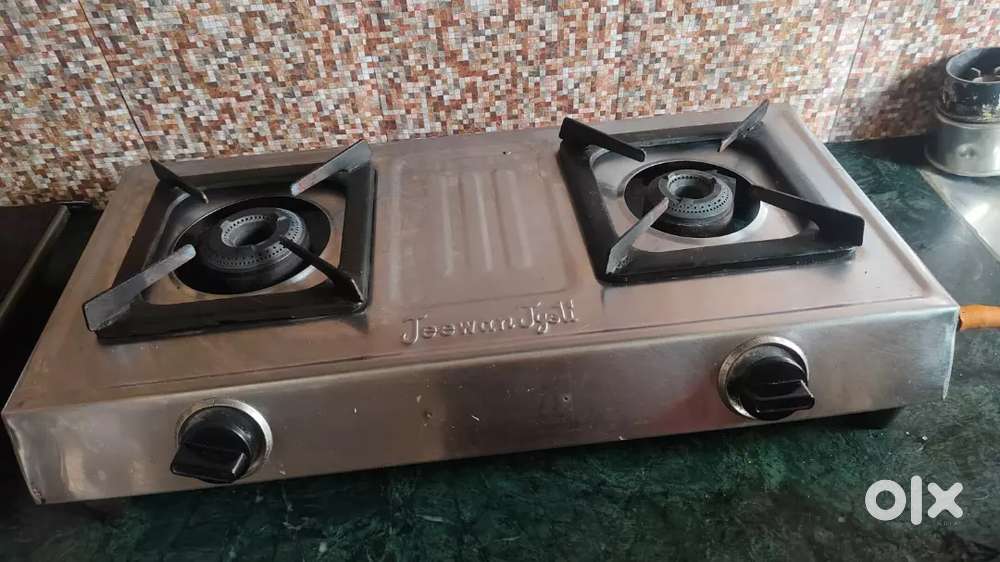 Double burner running condition gas stove