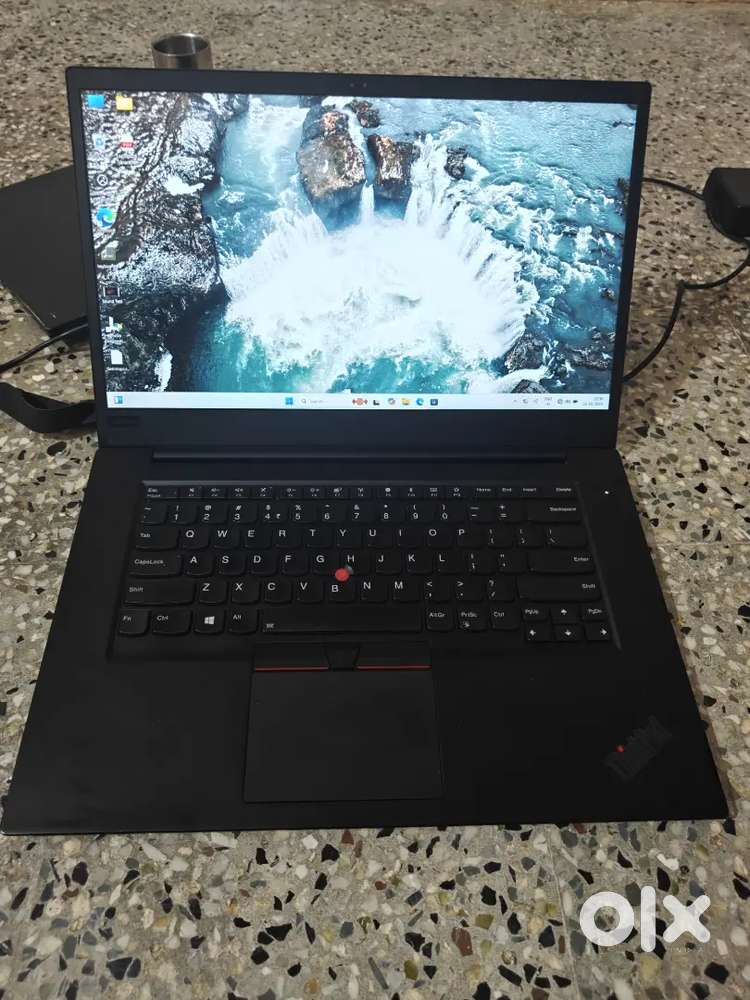 Lenovo ThinkPad P1 i7 ,16GB RAM,512GB