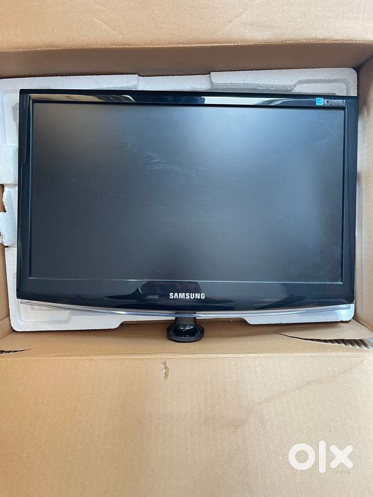 Samsung 20” LCD monitor