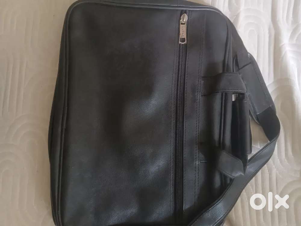 Leather laptop expandable bag on sale