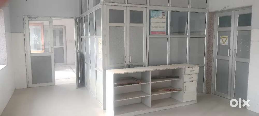 HALL ON RENT NEAR TAAL MAIDAN
