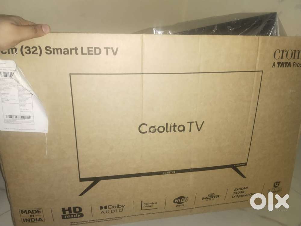 Croma led tv 32” only  4 months old new condition