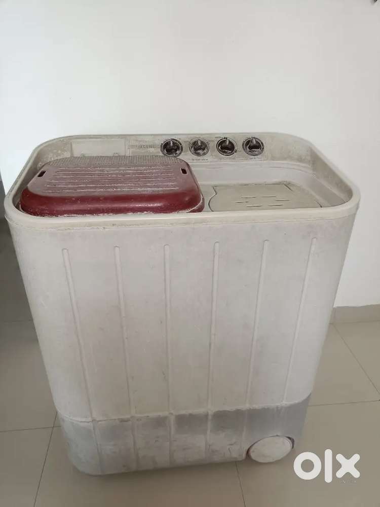 Samsung Washing machine Samsung 6.5 kg Semi-Automatic Top Load Washing