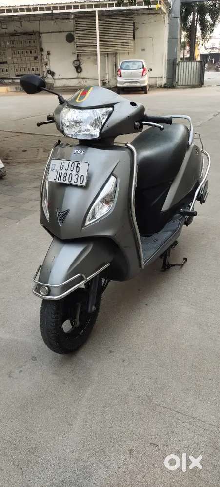 Tvs jupiter self start 2015 Nov model