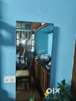 Mirror with drawers