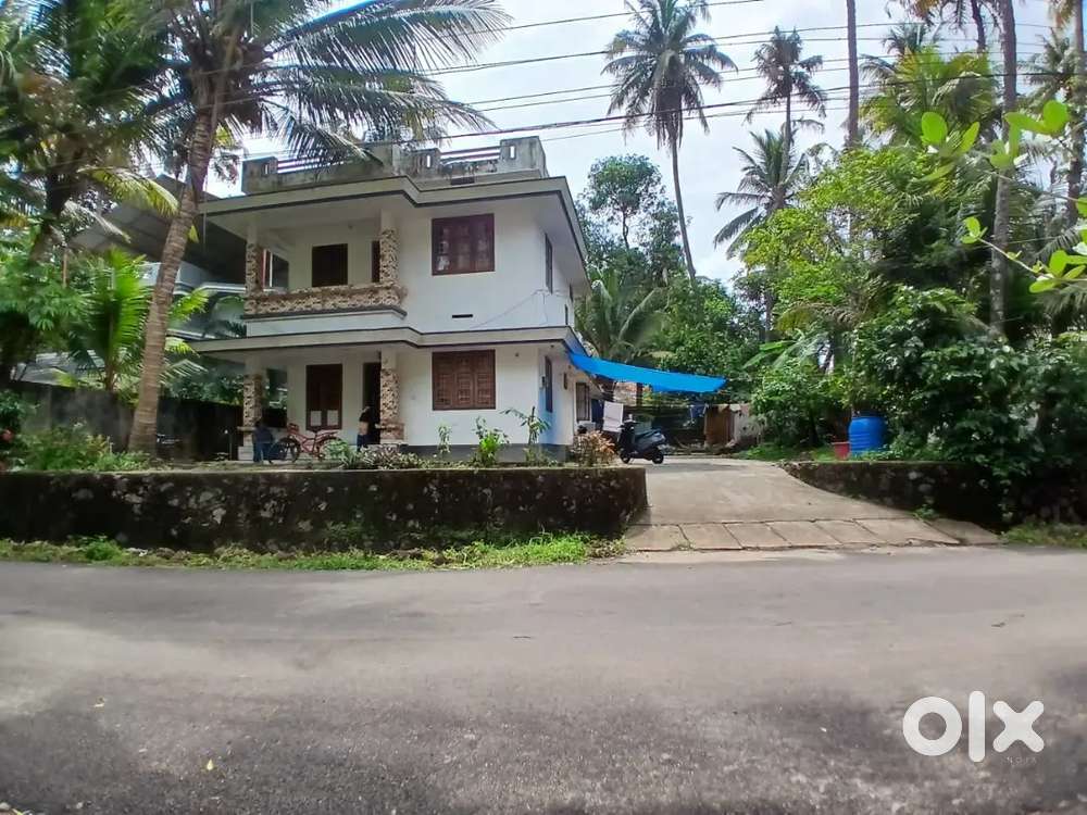 9 years old good house 10 cent