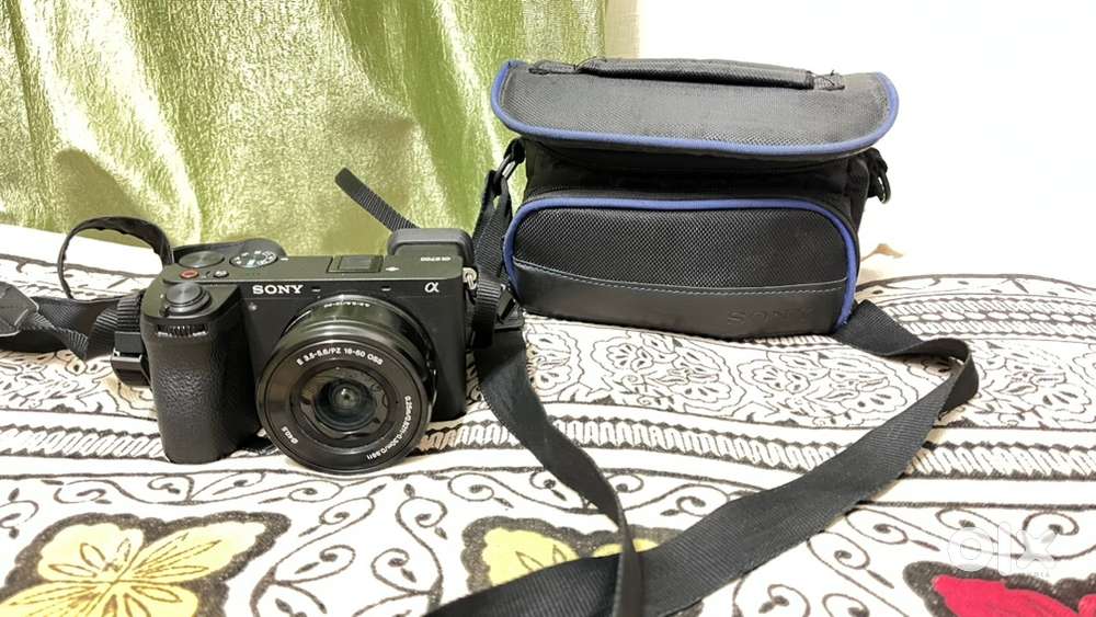 Sony a6700 with 16-50 mm lens Brand New 4 months old