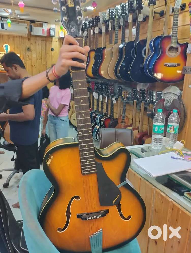 Want to Sell an Intern Acoustic Guitar