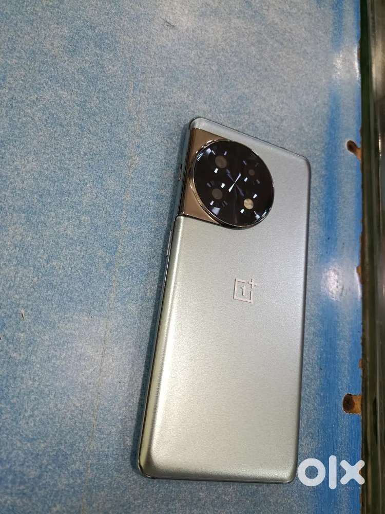 One'plus 11r mobile 16/gb ram 256 rom