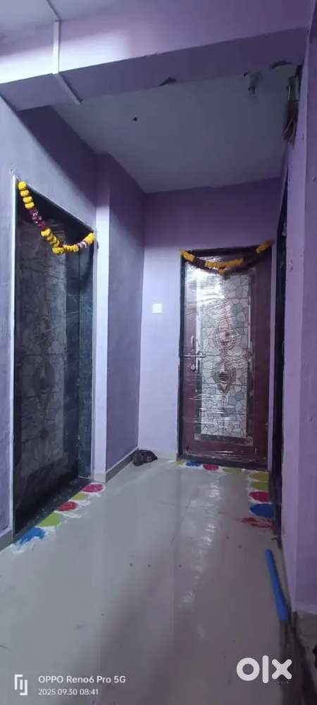 1 RK and 1 BHK in rent for Bachelor's and couples  only