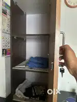 Wardrobe with 3 shelf