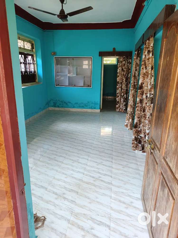 2 bhk house for rent..