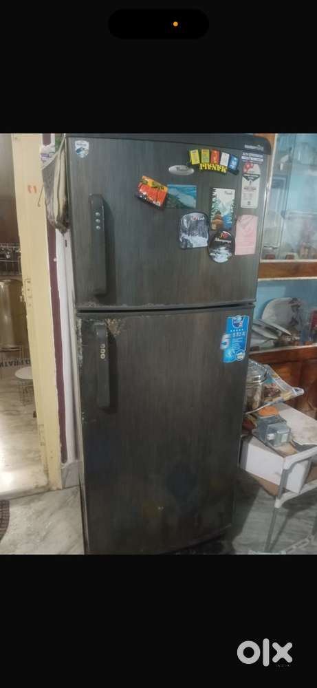 Whirlpool 220 litres