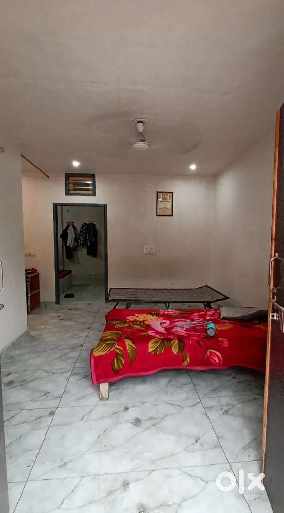 Separate floor independent for Rent