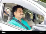 टूर एंड ट्रैवल में गाड़ी चलने के लिए, अभी जरूरी जरूरत है ड्राइवर के