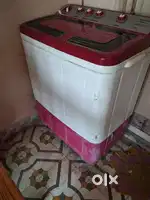Kelvinator semi automatic washing machine