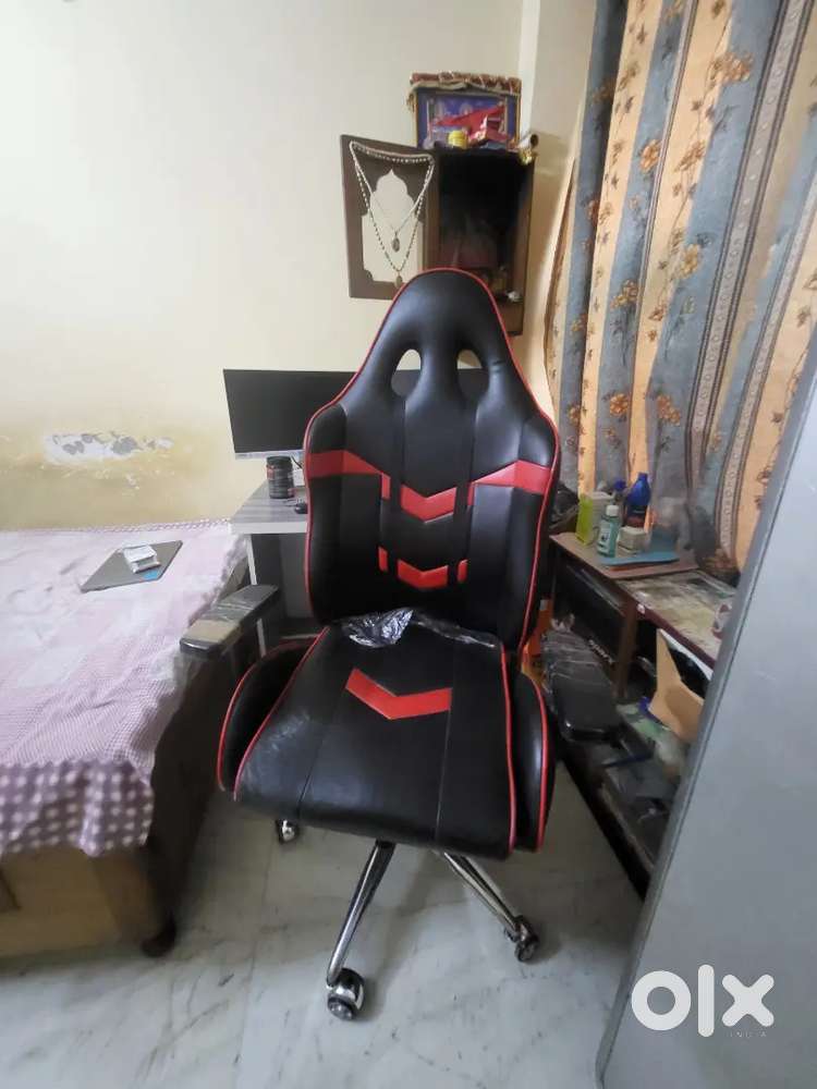 Ergonomic Gaming Chair  Red & Black Bill Available
