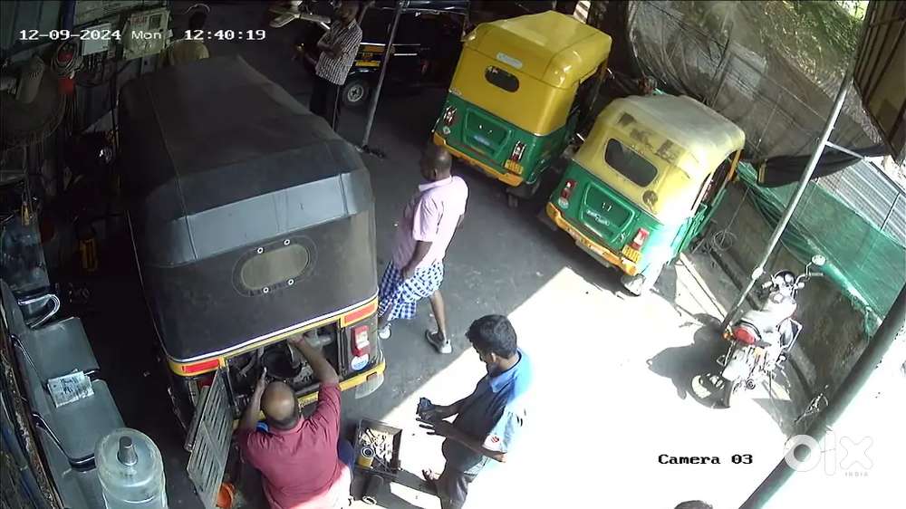 Three wheeler mechanic