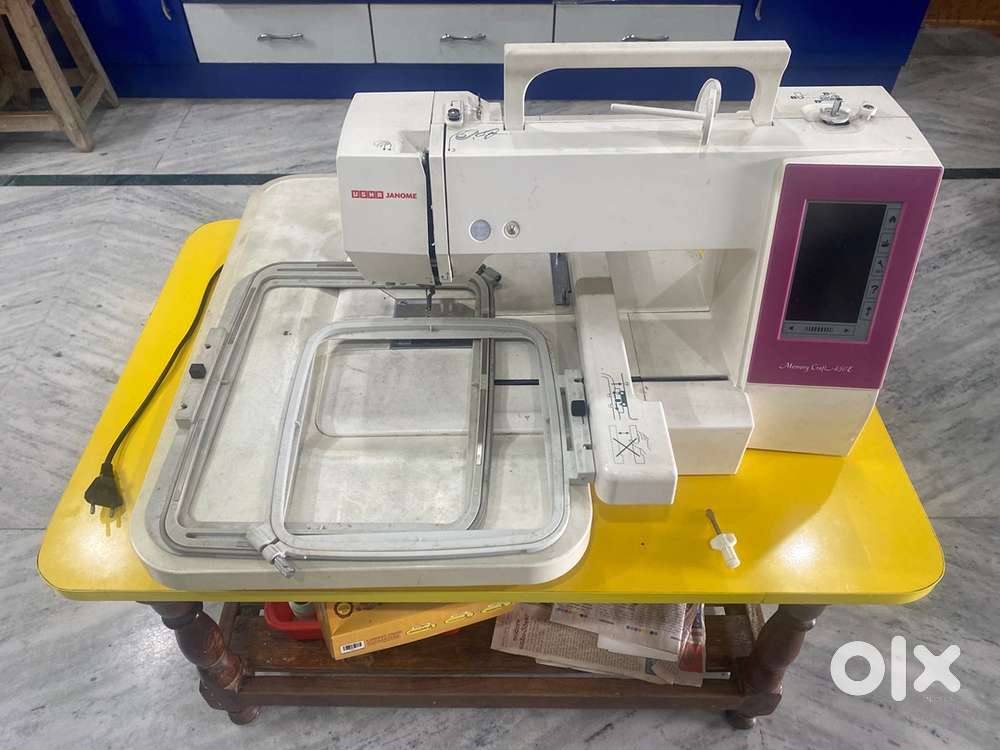 Computerised Embroidery Machine