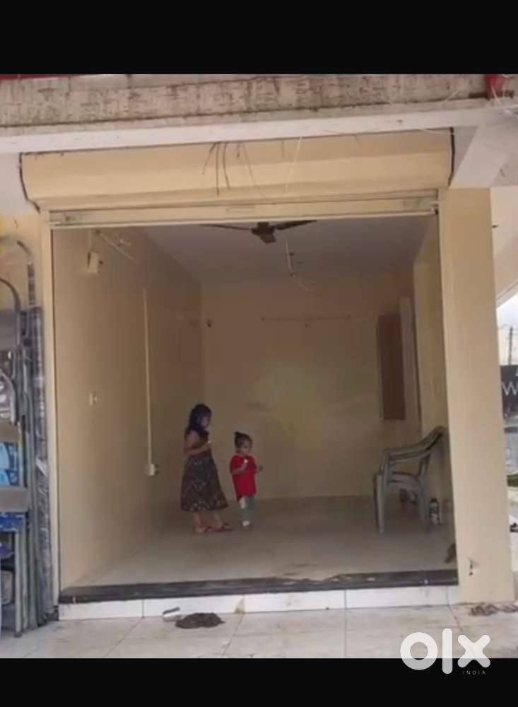 Road touch  shop for rent