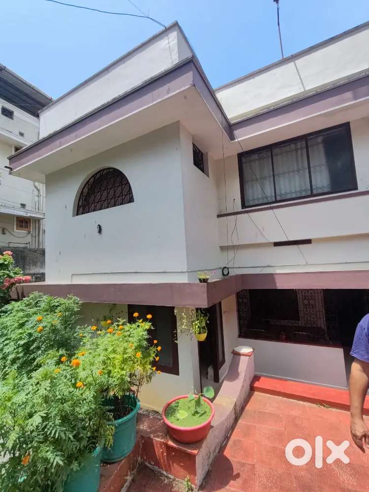 3BHK FURNISHED HOUSE FOR RENT IN KANJIRAMPARA IAM COLONY
