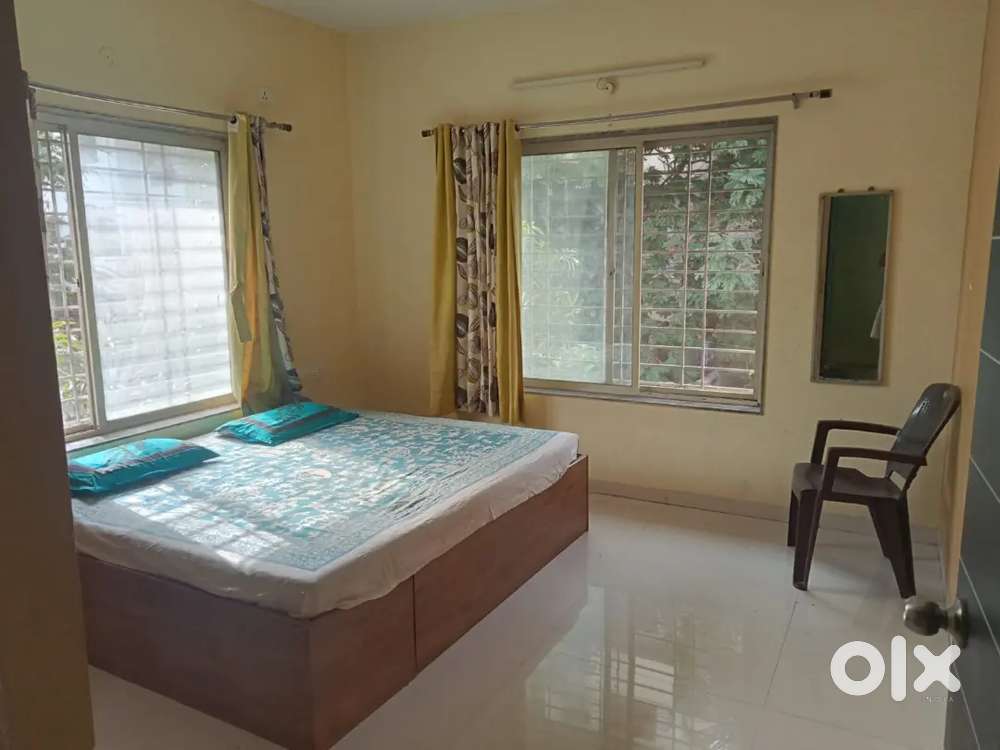 Girl's PG, Individual House