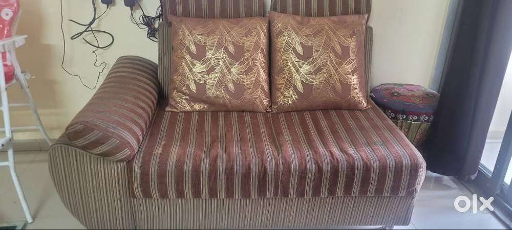 2 seater good Condition