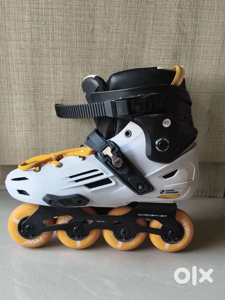 Skating with Helmet, Guards and Bag