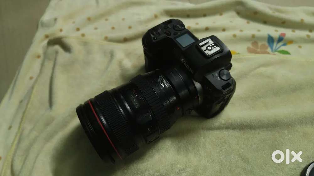 Canon EOS R