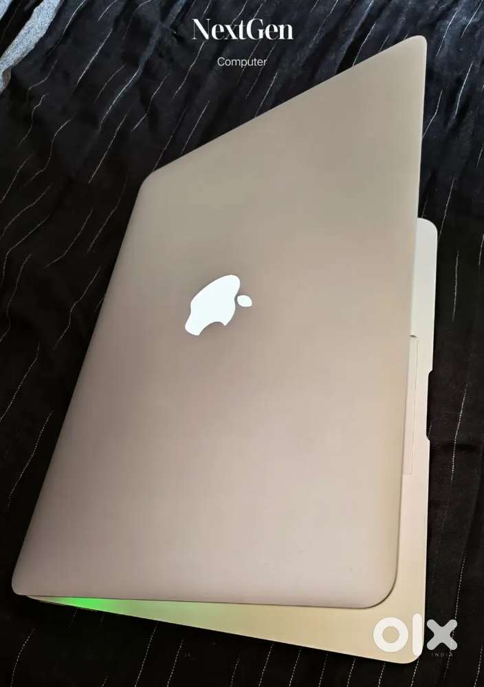 Apple MacBook Air 8GB Ram 128GB NVME