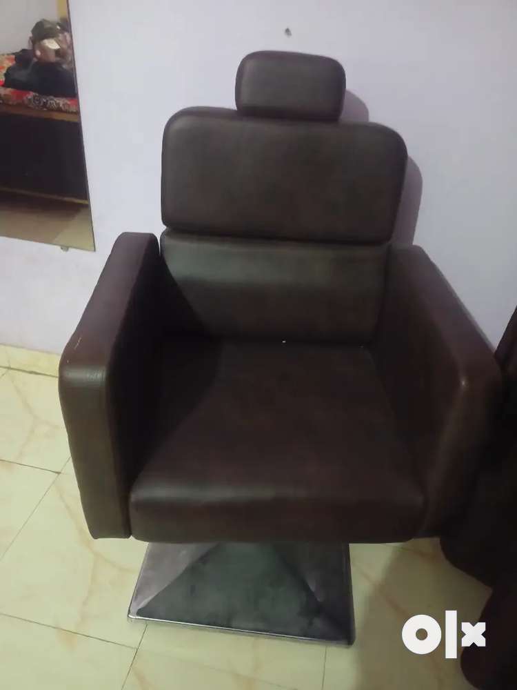 Beauty parlour chair