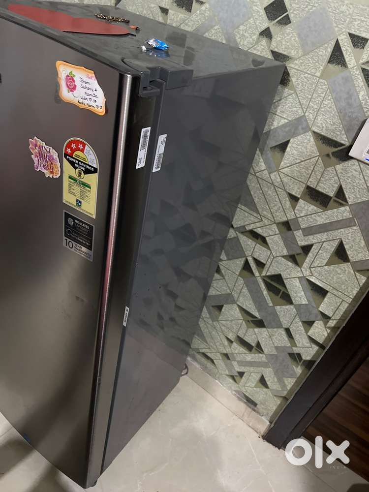 Whirlpool fridge 3 years old