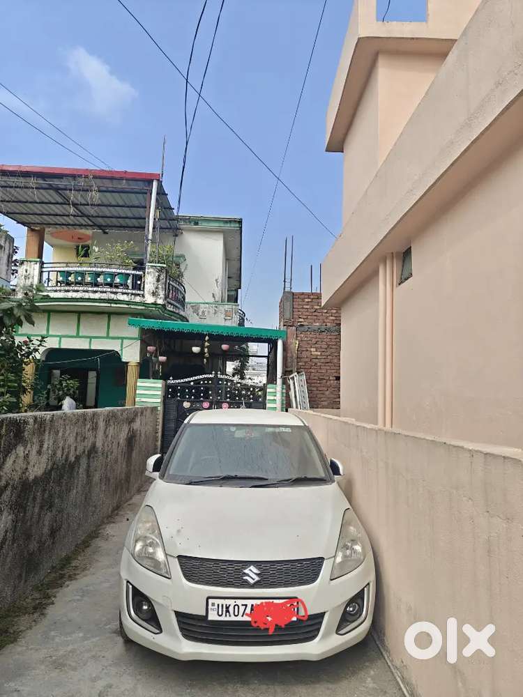 Maruti Suzuki Swift 2012 Petrol 70000 Km Driven