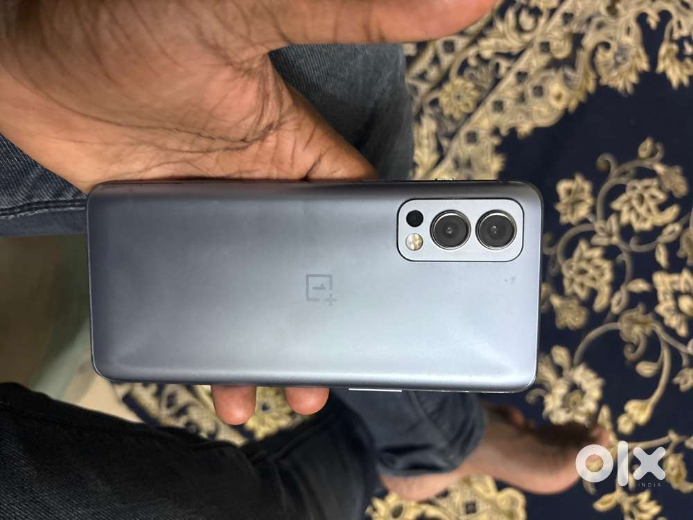 One plus nord 2 with 4 years old suth goid working condition
