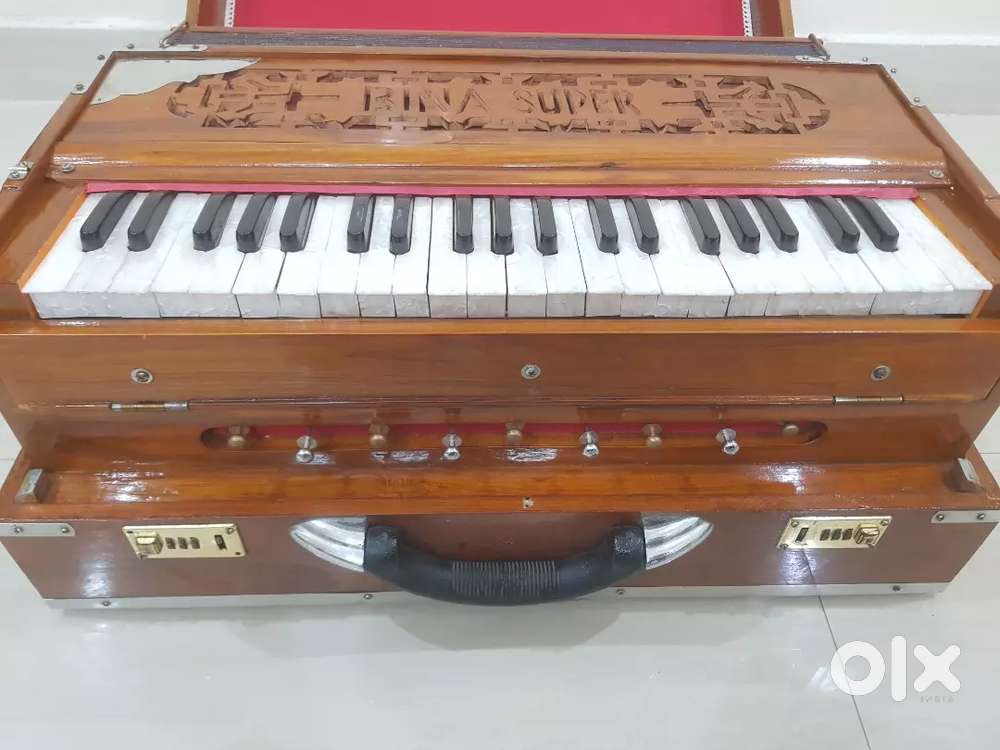 Kolkata made Harmonium
