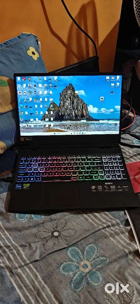 Urgently selling my Laptop.