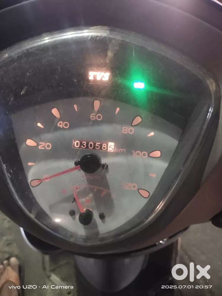 Selling my tvs  zest 110