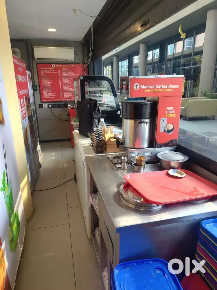 Biling counter k liye ladki chaiye cafe k liya 9 hours duty time