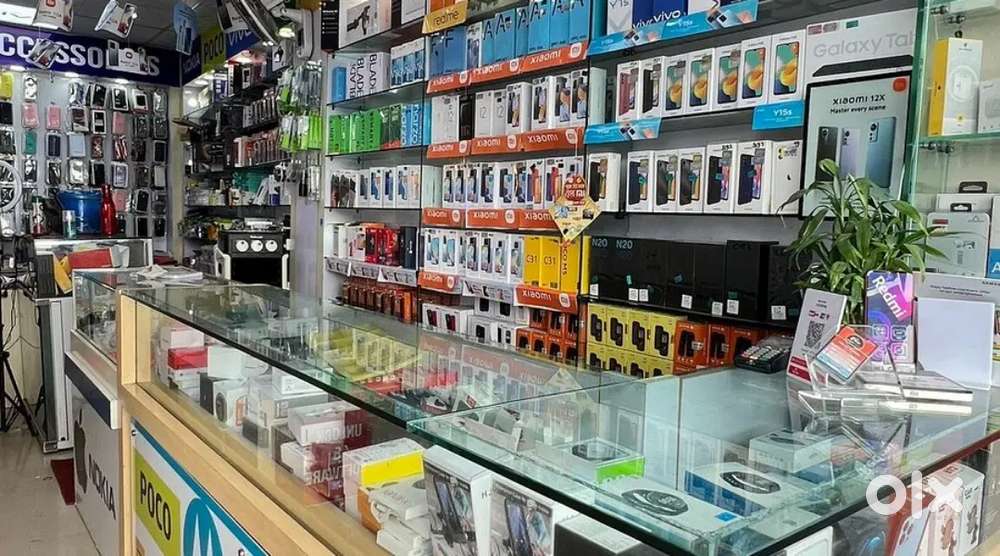 Need sale & service person for mobile shop