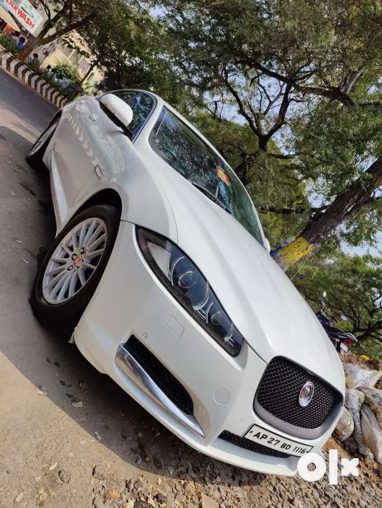 Jaguar XF 2015 Diesel Well Maintained