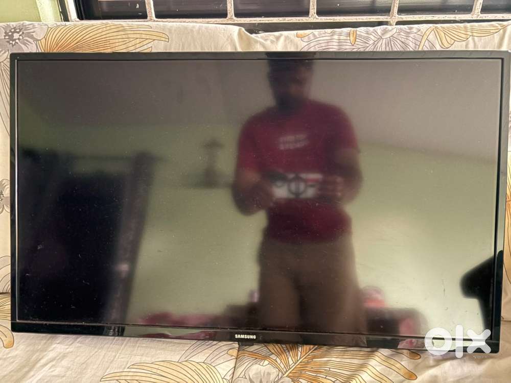 32 inch SANSUNG LED HD TV