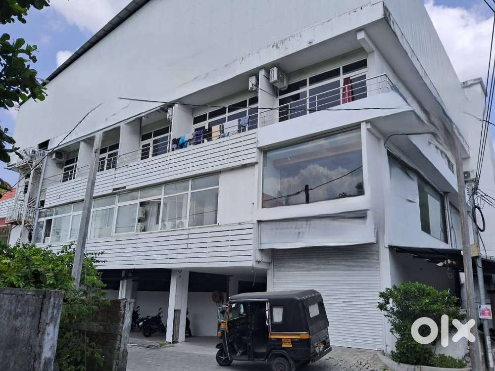 17cents with 20000 sqft with commercial building for sale at Kakkanad.