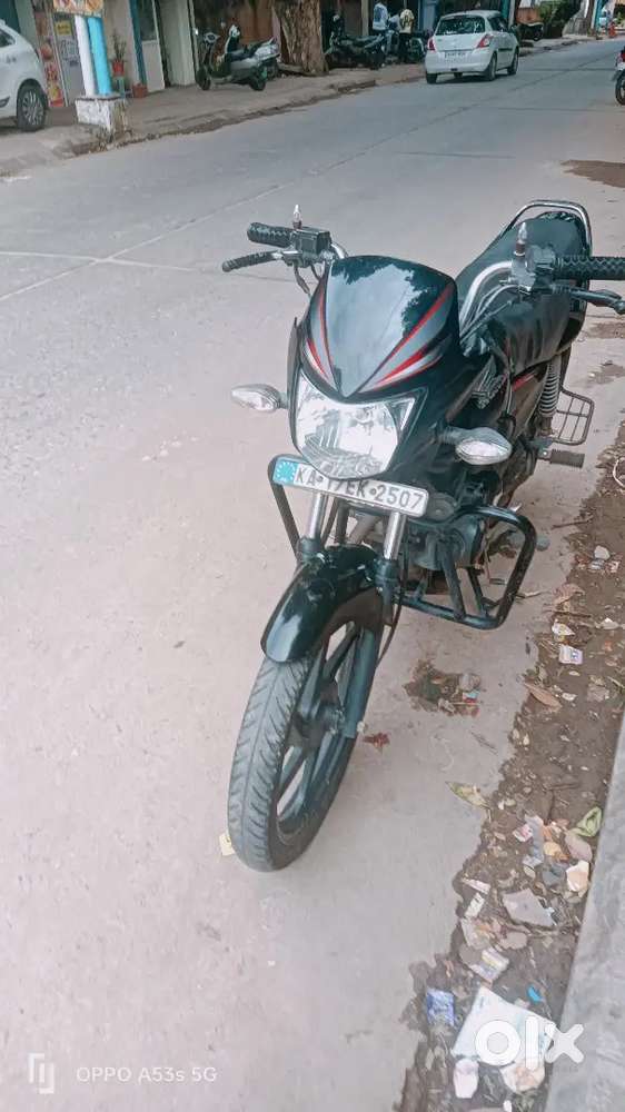 Model 2013 and good condition